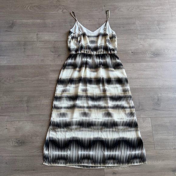 Vince Camuto ikat midi dress - size small - Picture 6 of 7